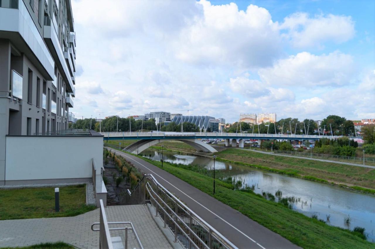 Capital Towers - Apartament Pop-Art Z Widokiem Na Rzeke Rzeszów Extérieur photo